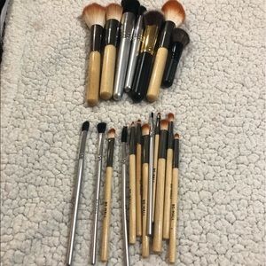 BS-MALL brushes